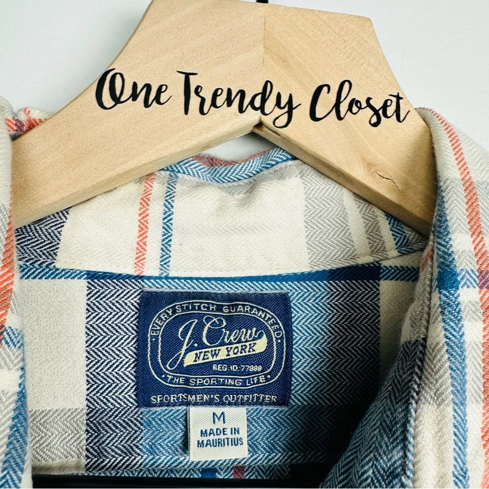 J Crew Mens Herringbone Collared Pullover Button Down Shirt Flannel Size Medium